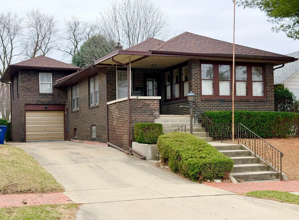 Unit for sale at 748 7th Street, Lasalle, IL 61301