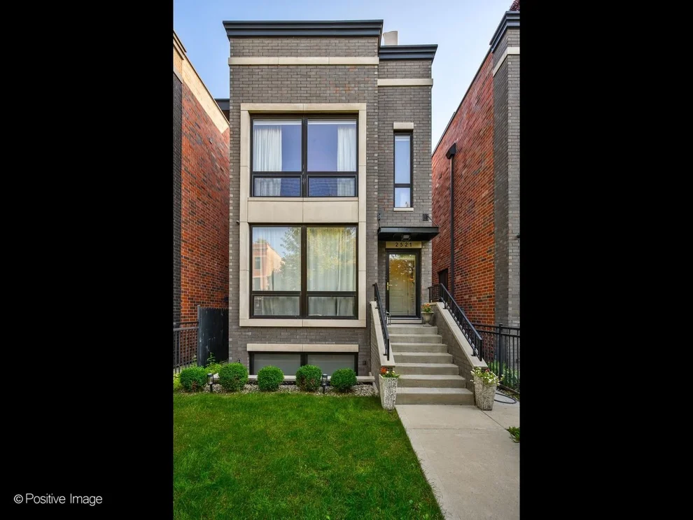 Unit for sale at 2521 W MEDILL Avenue, Chicago, IL 60647