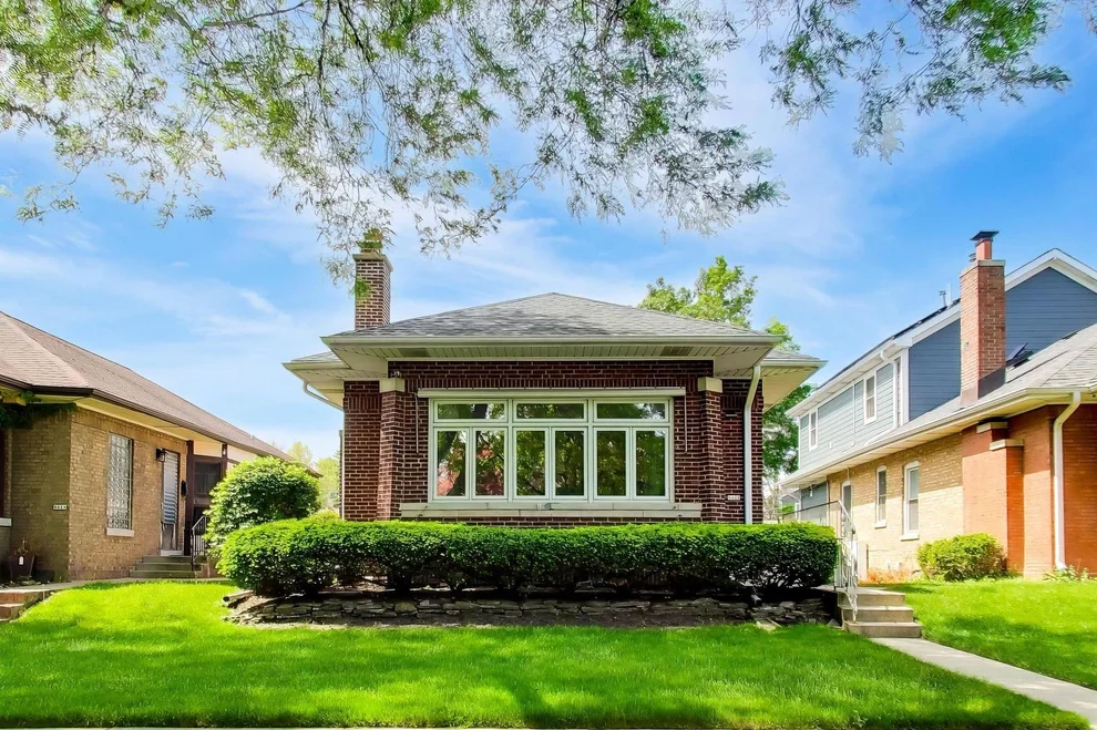 Unit for sale at 6122 N Newburg Avenue, Chicago, IL 60631