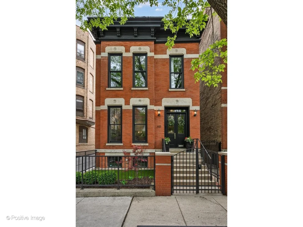 Unit for sale at 613 W Belden Avenue, Chicago, IL 60614