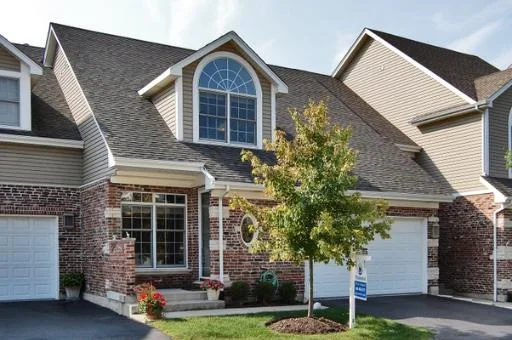 Unit for sale at 1023 W Bogey Lane, PALATINE, IL 60067