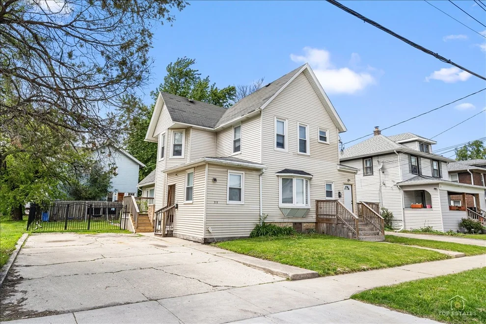 Unit for sale at 315 Pine Street, Joliet, IL 60435