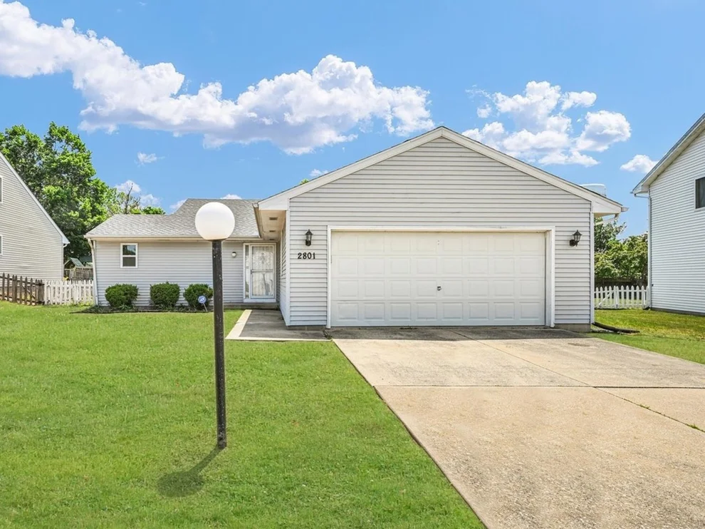 Unit for sale at 2801 Rachel Road, Champaign, IL 61822