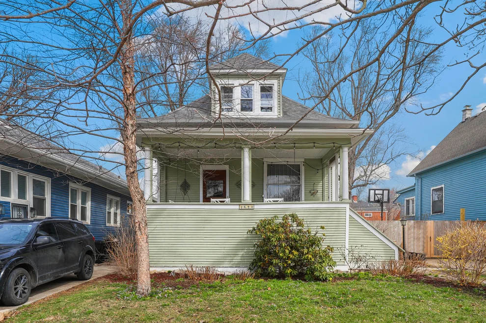 Unit for sale at 1648 W 100th Street, Chicago, IL 60643
