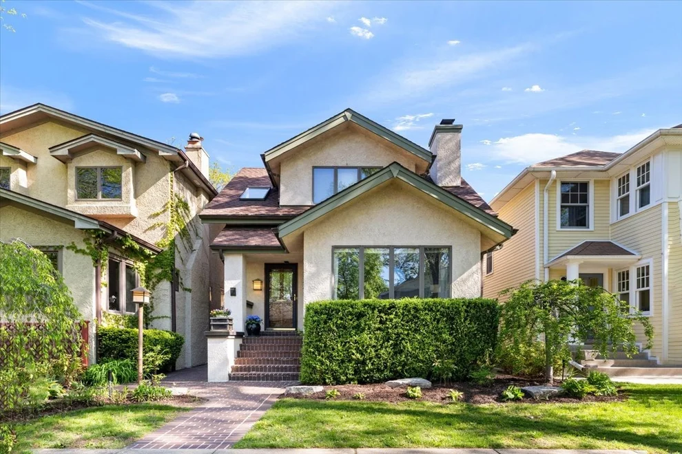 Unit for sale at 1123 Cleveland Street, Evanston, IL 60202