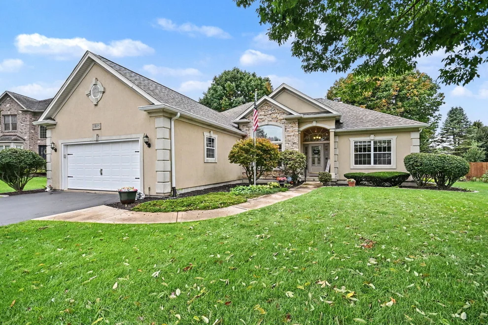 Unit for sale at 1805 Country Hills Drive, Yorkville, IL 60560
