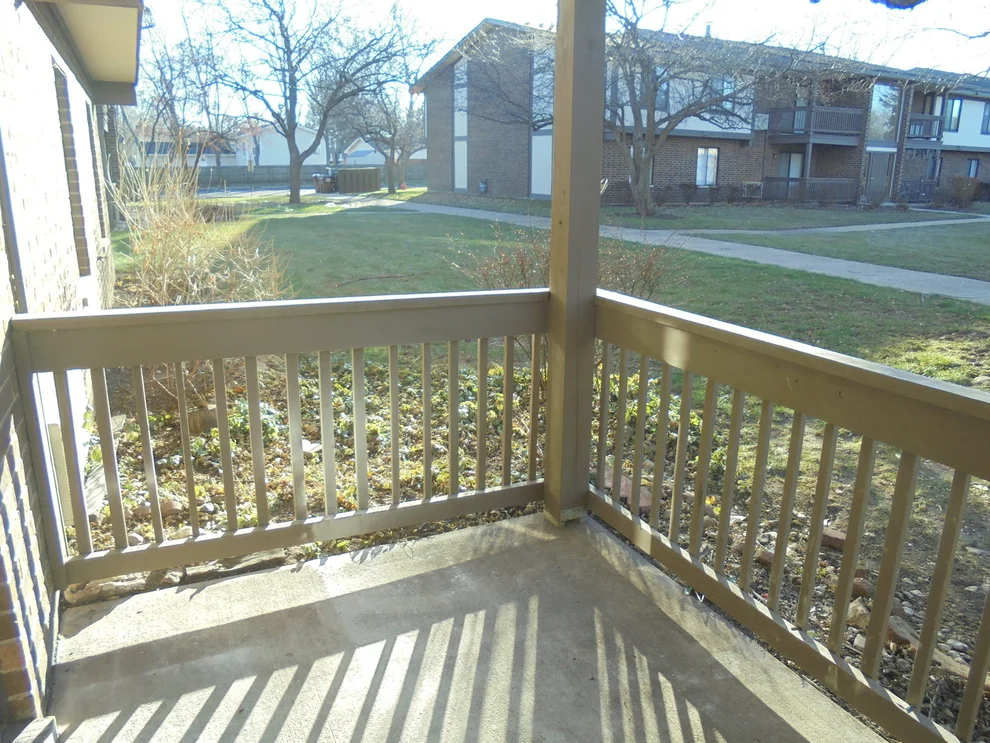 Unit for sale at 566 Somerset Lane, Crystal Lake, IL 60014
