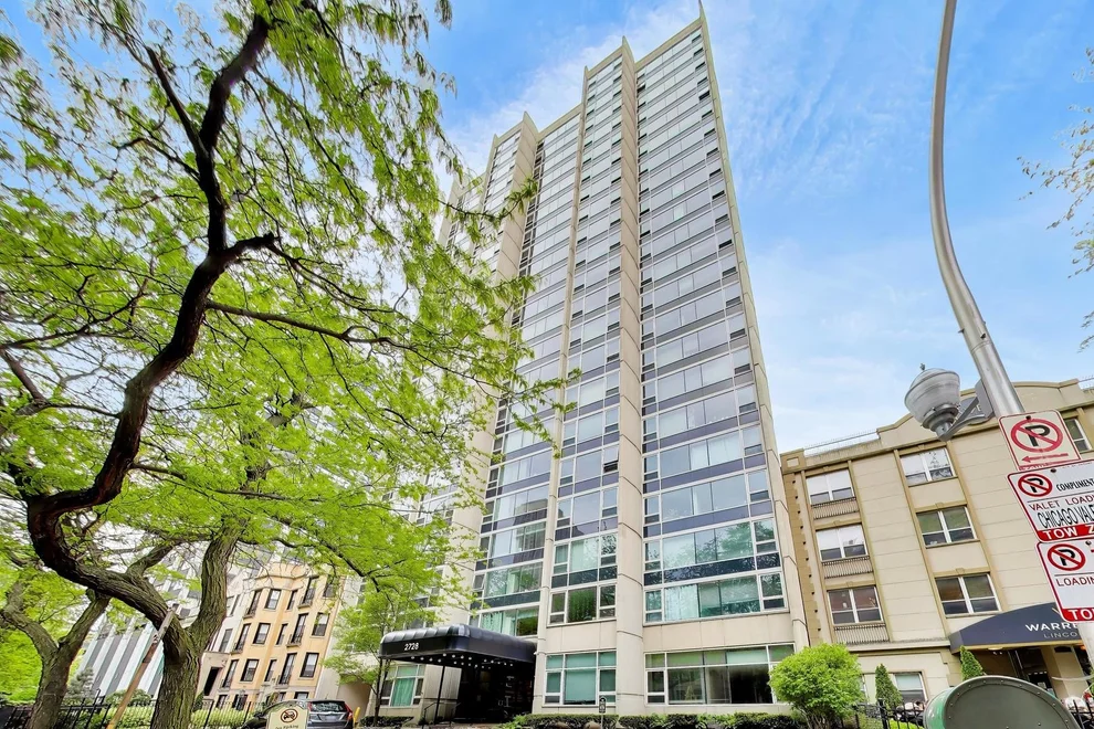 Unit for sale at 2728 N Hampden Court, Chicago, IL 60614