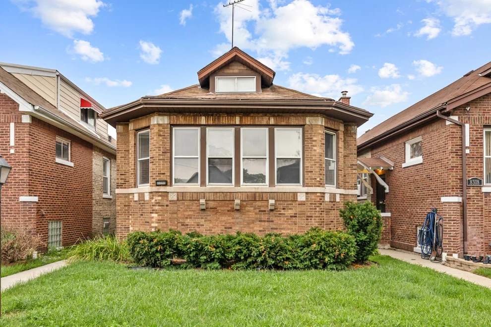 Unit for sale at 8322 S Aberdeen Street, Chicago, IL 60620