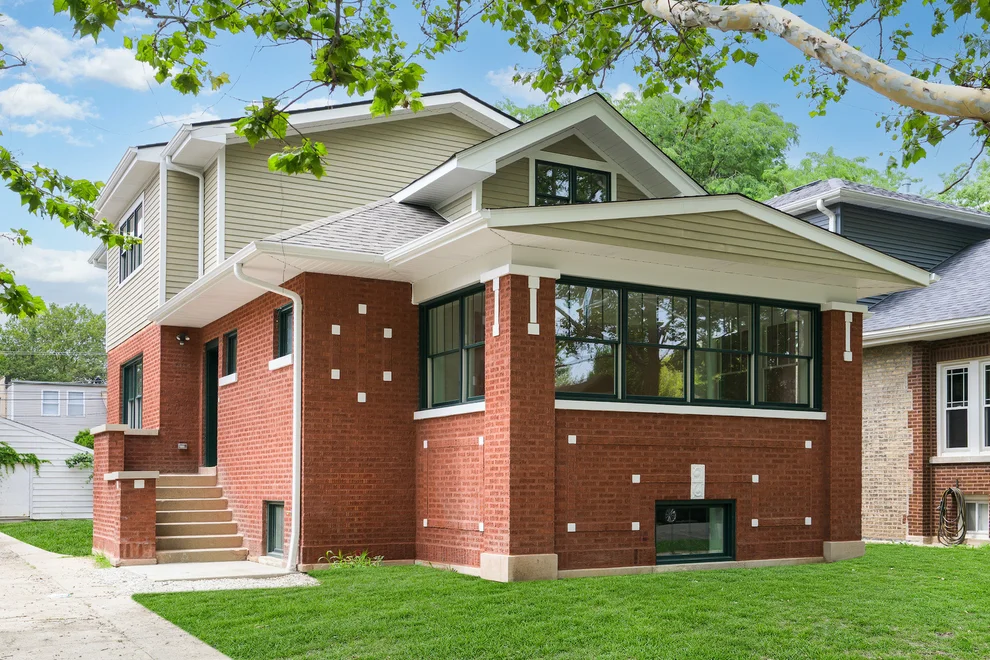 Unit for sale at 5310 N Spaulding Avenue, Chicago, IL 60625