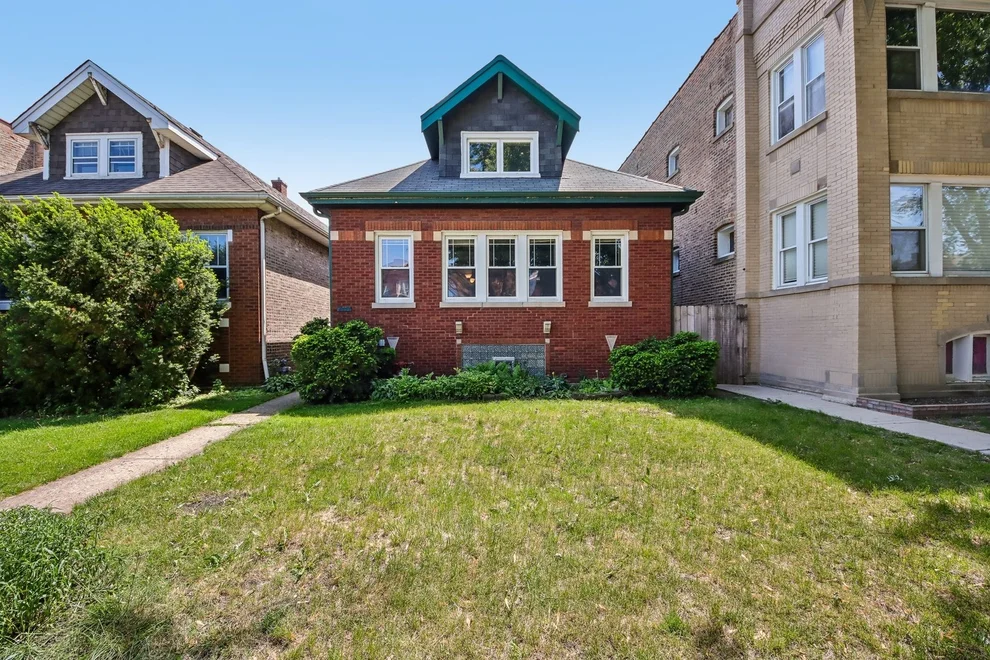 Unit for sale at 4033 W Wellington Avenue, Chicago, IL 60641