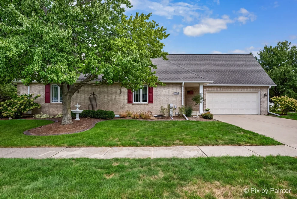 Unit for sale at 1093 First Street, Batavia, IL 60510