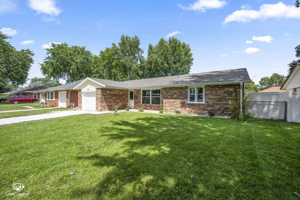 Unit for sale at 292 Ashley Drive, Bourbonnais, IL 60914