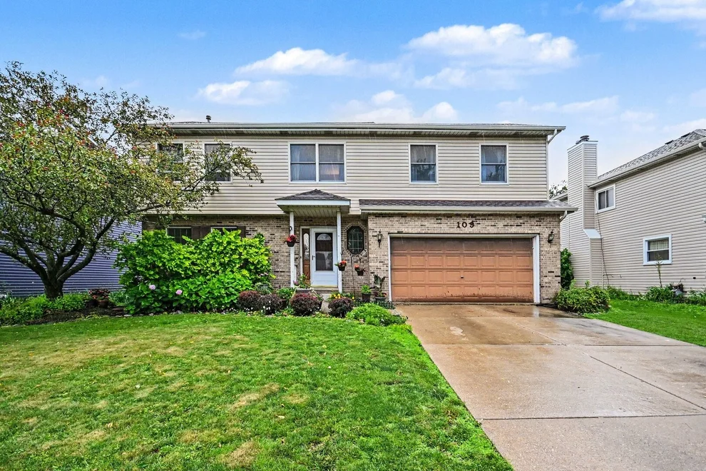 Unit for sale at 109 S Canyon Drive, Bolingbrook, IL 60490