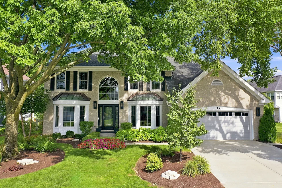 Unit for sale at 127 Michelle Place, Schaumburg, IL 60173