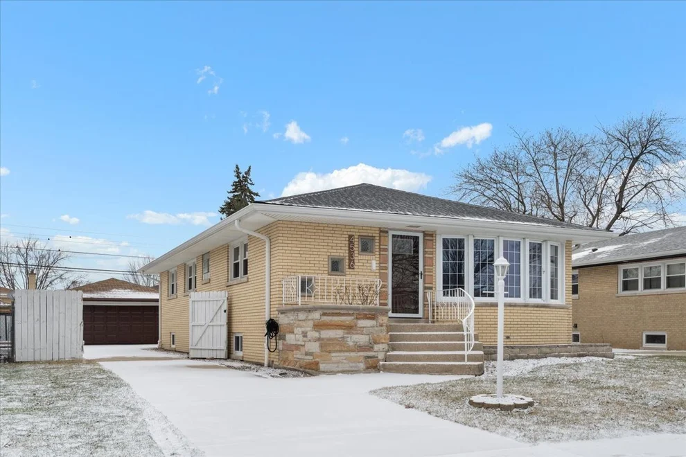 Unit for sale at 4536 W 100th Place, Oak Lawn, IL 60453