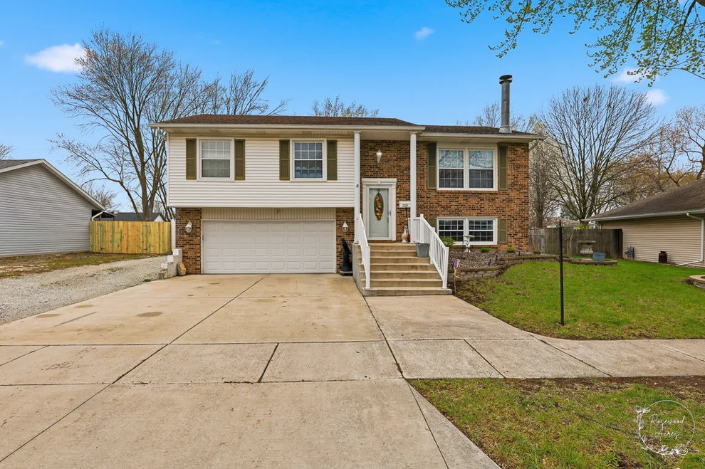 Unit for sale at 209 Meadows Road S, Bourbonnais, IL 60914