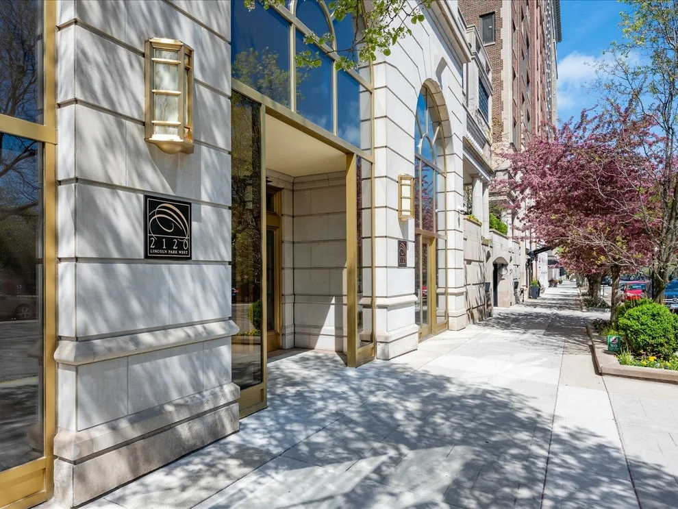 Unit for sale at 2120 N Lincoln Park West, Chicago, IL 60614