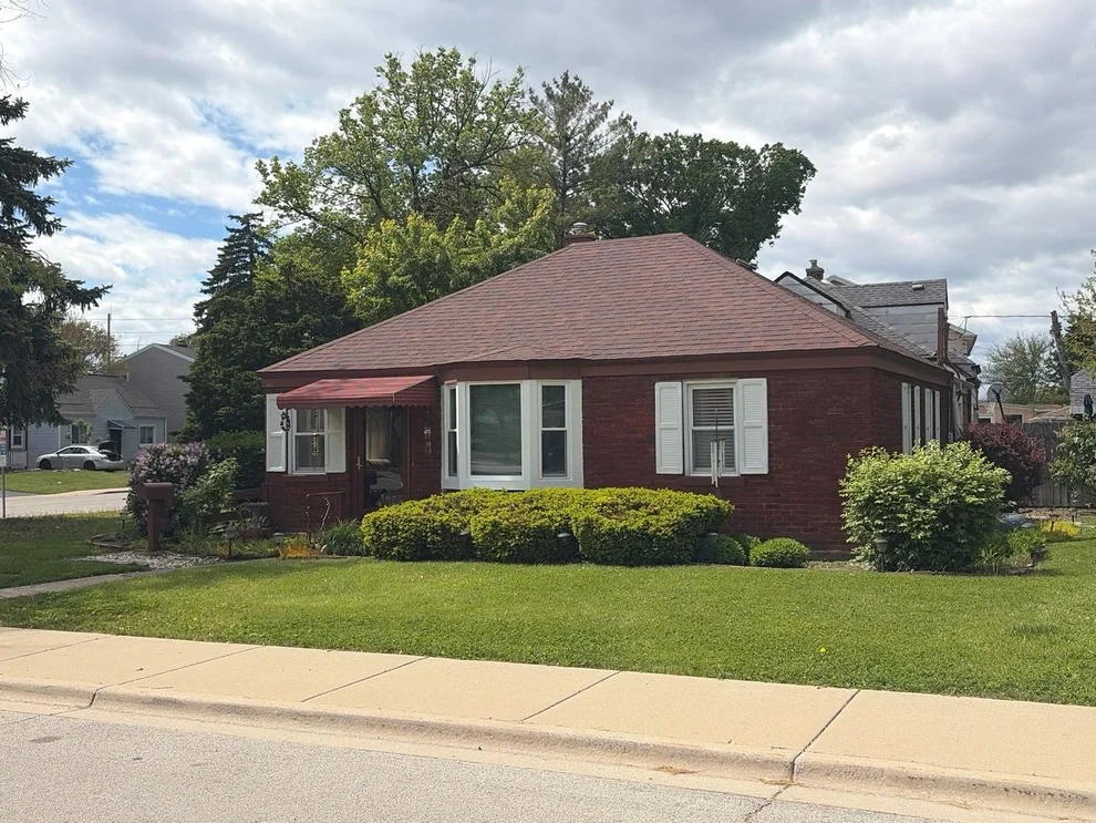 Unit for sale at 2711 Westbrook Drive, Franklin Park, IL 60131