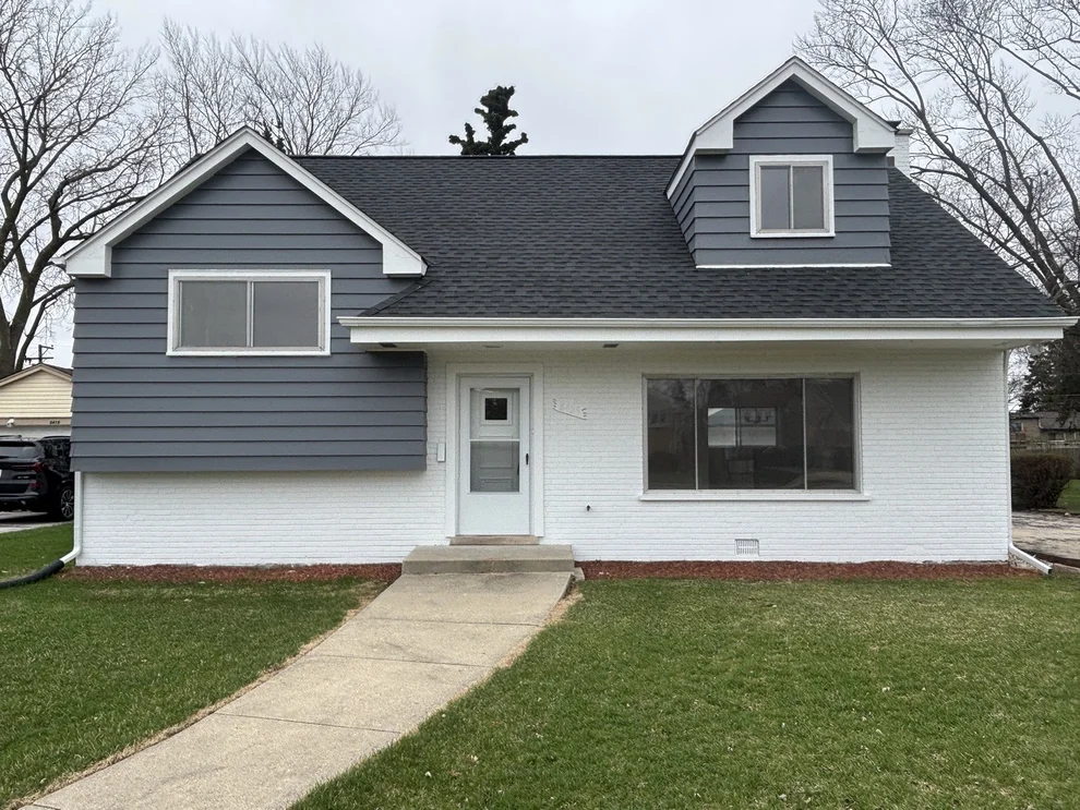 Unit for sale at 8425 W Carol Street, Niles, IL 60714