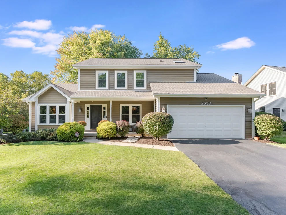 Unit for sale at 2530 Cheshire Drive, Aurora, IL 60504