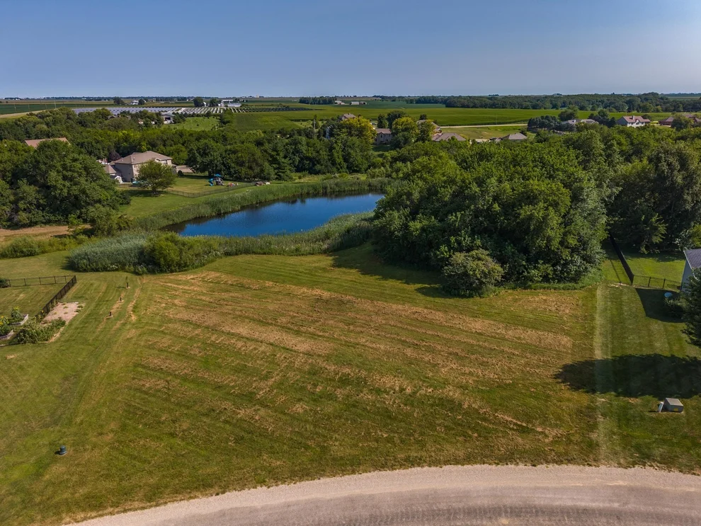 Unit for sale at 3 Big Timber Road, Kappa, IL 61738