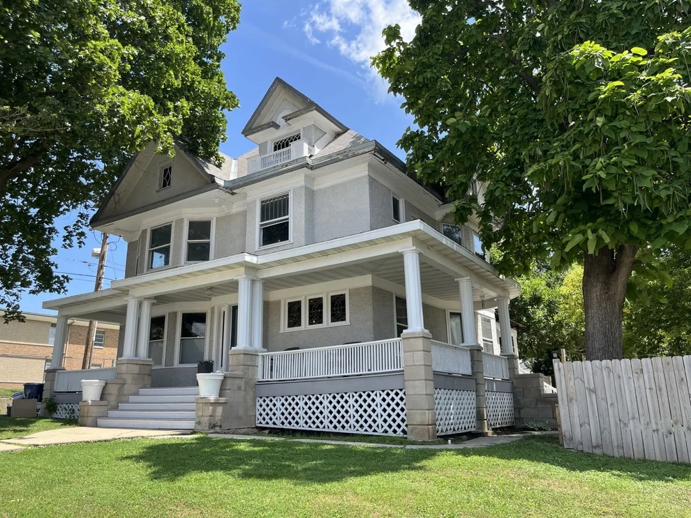 Unit for sale at 326 Gooding Street, Lasalle, IL 61301