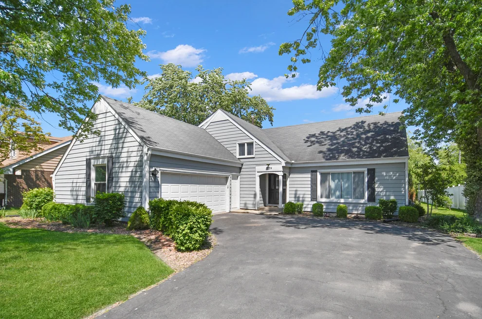 Unit for sale at 1729 Tina Lane, Flossmoor, IL 60422