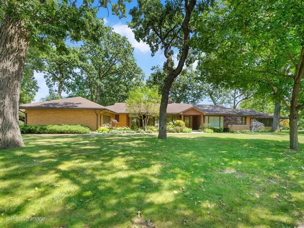 Unit for sale at 659 Leslie Court, Carol Stream, IL 60188