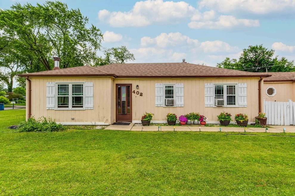 Unit for sale at 402 S Addison Street, Bensenville, IL 60106