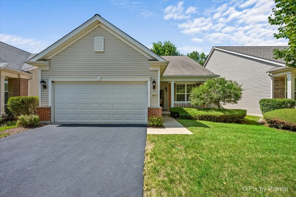 Unit for sale at 2892 Edgewater Drive, Elgin, IL 60124