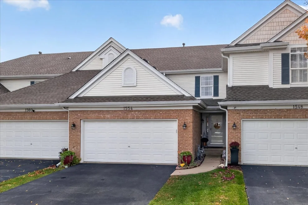 Unit for sale at 1554 Glacier Circle, Crystal Lake, IL 60014