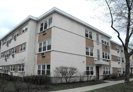 Unit for sale at 7133 N DAMEN, CHICAGO, IL 60645