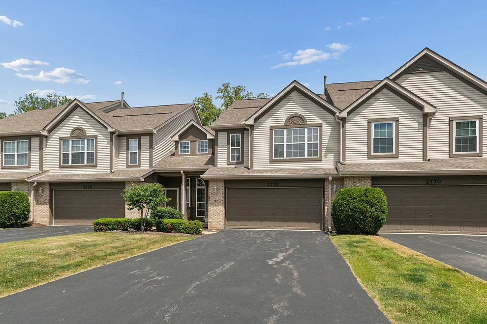 Unit for sale at 2772 Whitlock Drive, Darien, IL 60561
