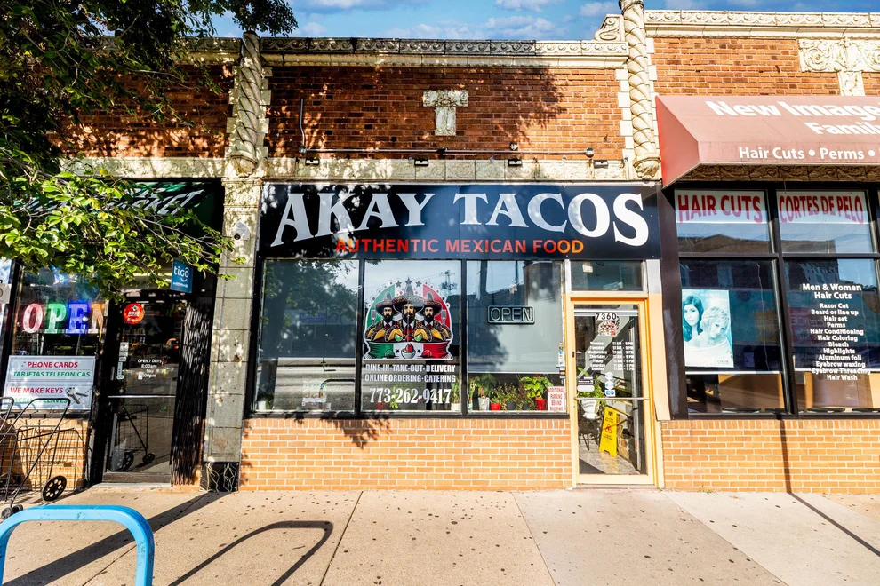 Unit for sale at 7360 N Clark Street, Chicago, IL 60626