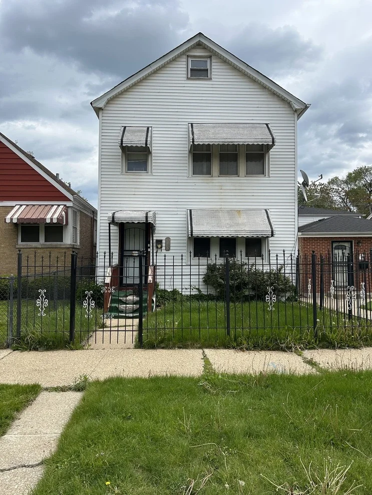 Unit for sale at 9147 S Dante Avenue, Chicago, IL 60619