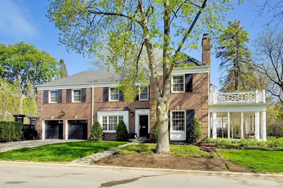 Unit for sale at 516 E Fairview Street, Arlington Heights, IL 60005