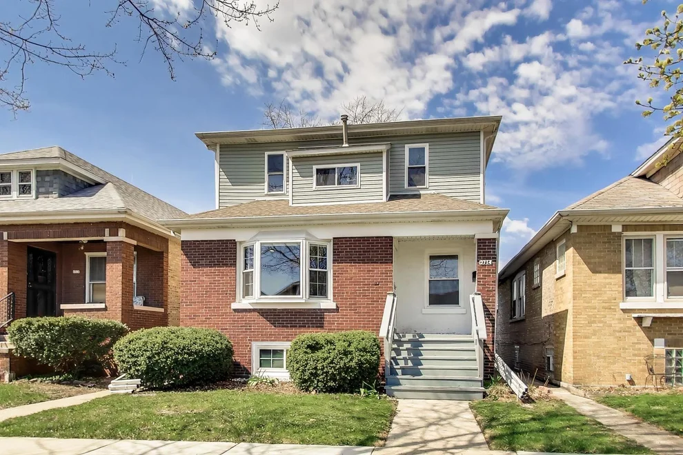 Unit for sale at 2714 Wesley Avenue, Berwyn, IL 60402