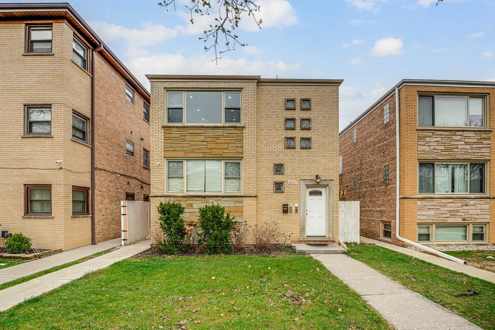 Unit for sale at 2437 N 78th Avenue, Elmwood Park, IL 60707