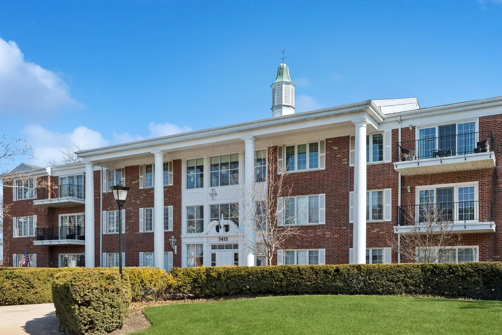 Unit for sale at 3415 Vollmer Road, Flossmoor, IL 60422