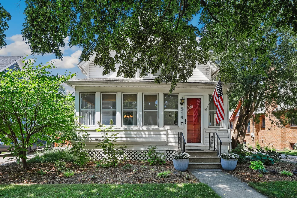 Unit for sale at 514 OAK Avenue, Aurora, IL 60506