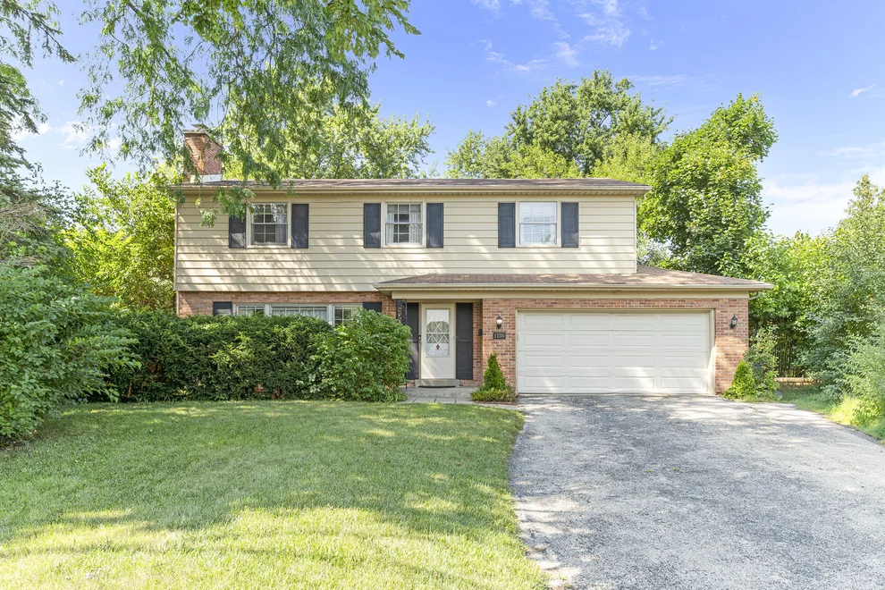 Unit for sale at 1130 E Lake Avenue, Glenview, IL 60025