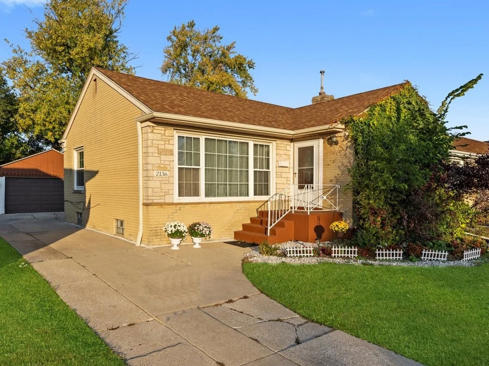 Unit for sale at 2136 Bristol Avenue, Westchester, IL 60154