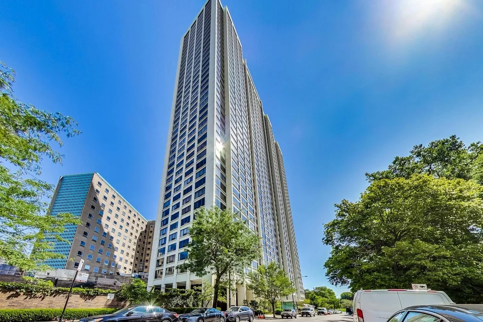 Unit for sale at 2800 N Lake Shore Drive, Chicago, IL 60657