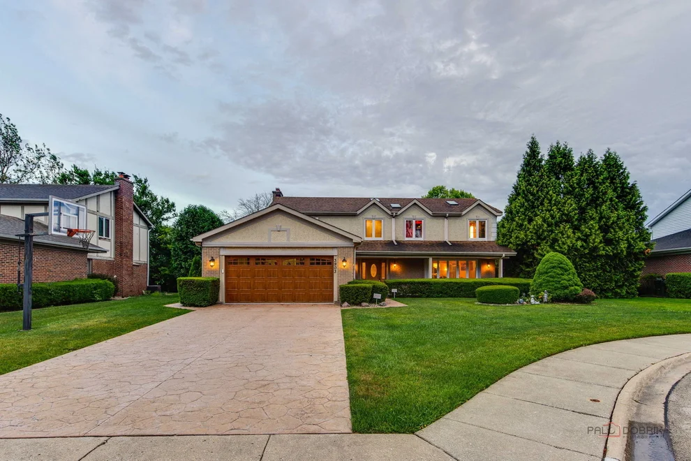Unit for sale at 3903 Kiess Drive, Glenview, IL 60026