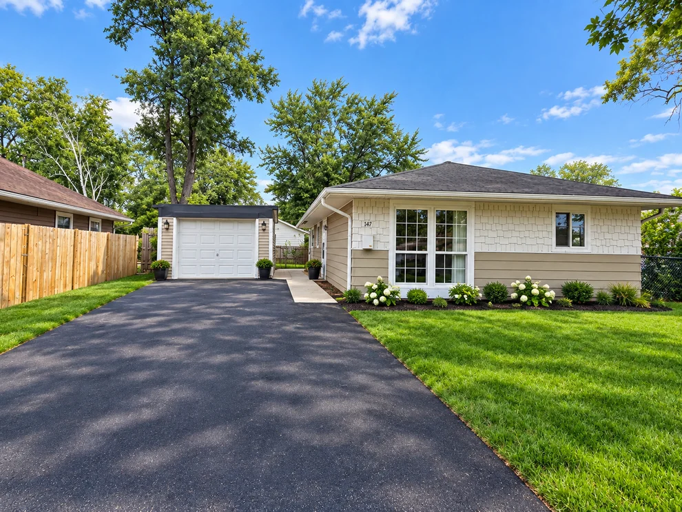 Unit for sale at 147 Birch Street, Carpentersville, IL 60110