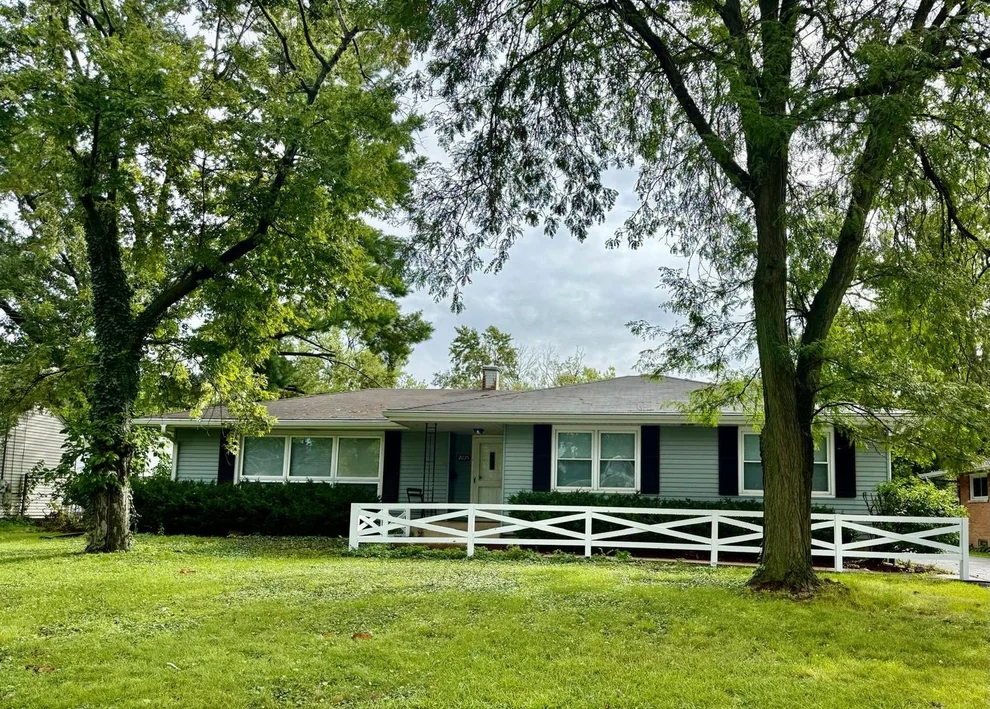 Unit for sale at 21135 Oak Street, Matteson, IL 60443