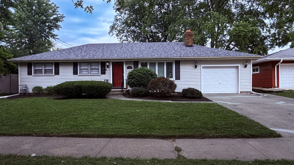Unit for sale at 16067 SCHOOL Street, South Holland, IL 60473