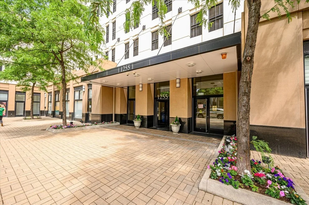 Unit for sale at 1255 S STATE Street, Chicago, IL 60605