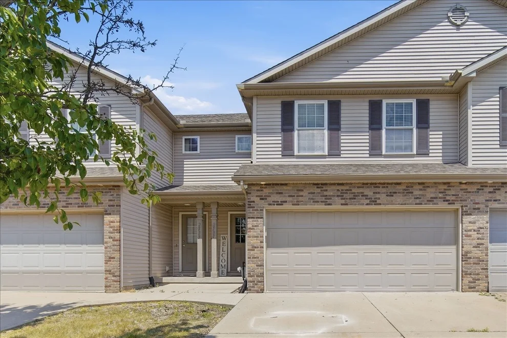 Unit for sale at 2531 Fox Trot Trail, Bloomington, IL 61705